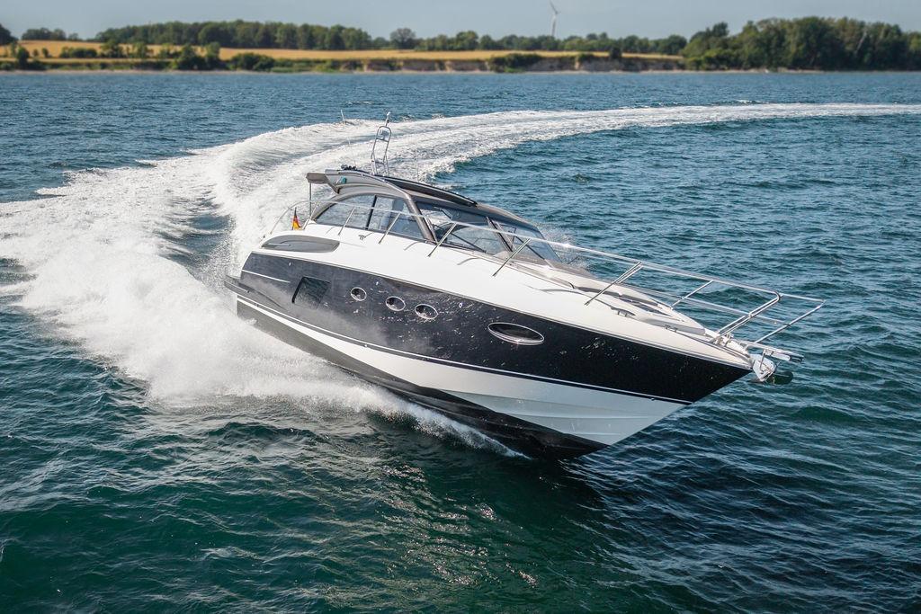 Princess V48 Open