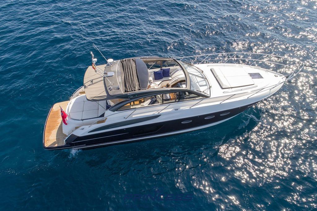 Princess V48 Open